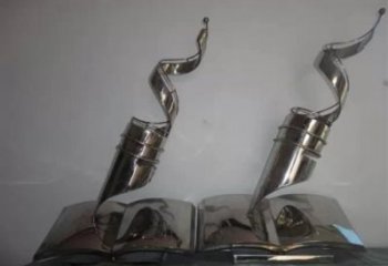 現代鋼筆雕塑廠家 大型別墅區擺件 鏡面不銹鋼鋼筆雕塑廠