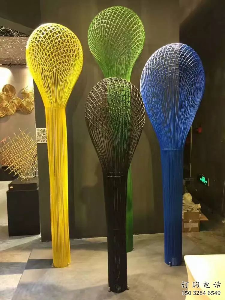 鏤空麥克風雕塑廠家 公園園林小品 住宅小區(qū)不銹鋼麥克風雕塑廠