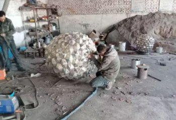 房地產松塔雕塑廠家 創意廣場擺件 鍛造不銹鋼松塔雕塑廠