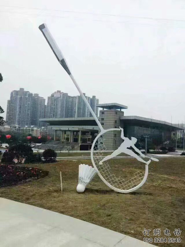 烤漆網(wǎng)球拍雕塑廠家 鋼管體育小品 戶(hù)外不銹鋼網(wǎng)球拍雕塑廠