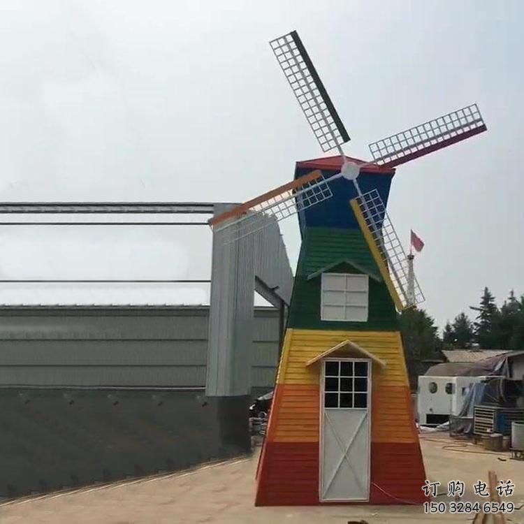 彩繪大風(fēng)車(chē)雕塑廠(chǎng)家 抽象擺件 街頭大風(fēng)車(chē)雕塑廠(chǎng)
