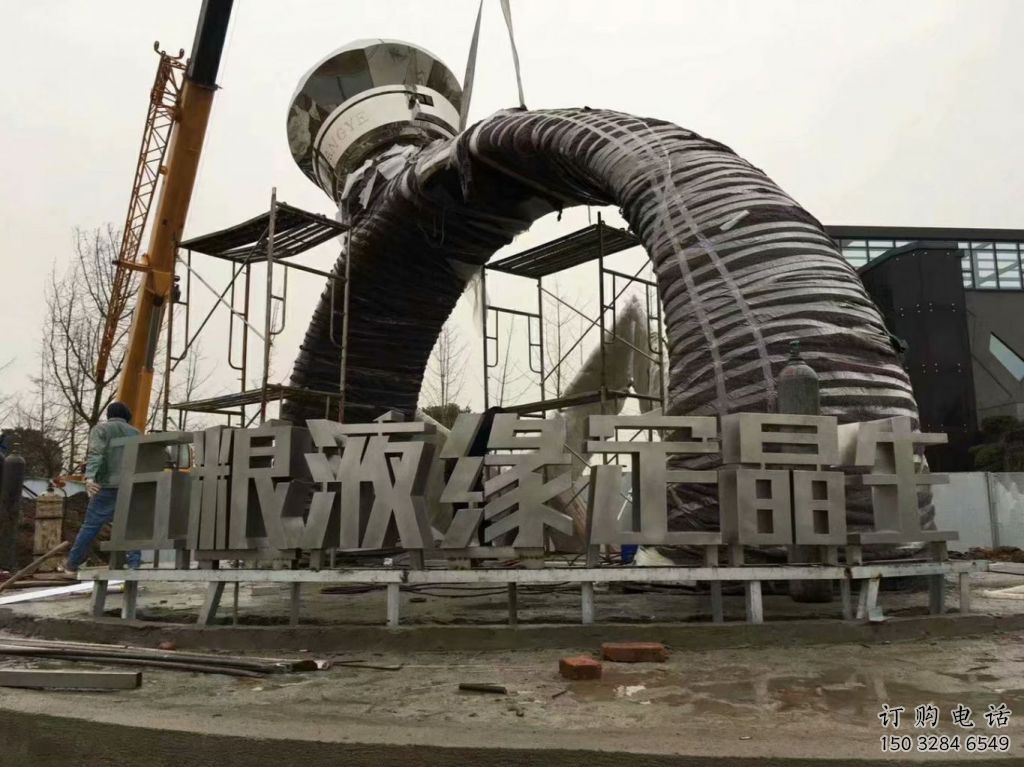 大型鉆石雕塑廠家 鍛造小品 戶外不銹鋼鉆石雕塑廠