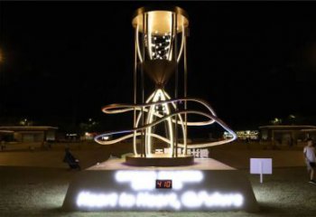 噴漆沙漏雕塑廠家 中式村口小品 大型不銹鋼沙漏雕塑廠