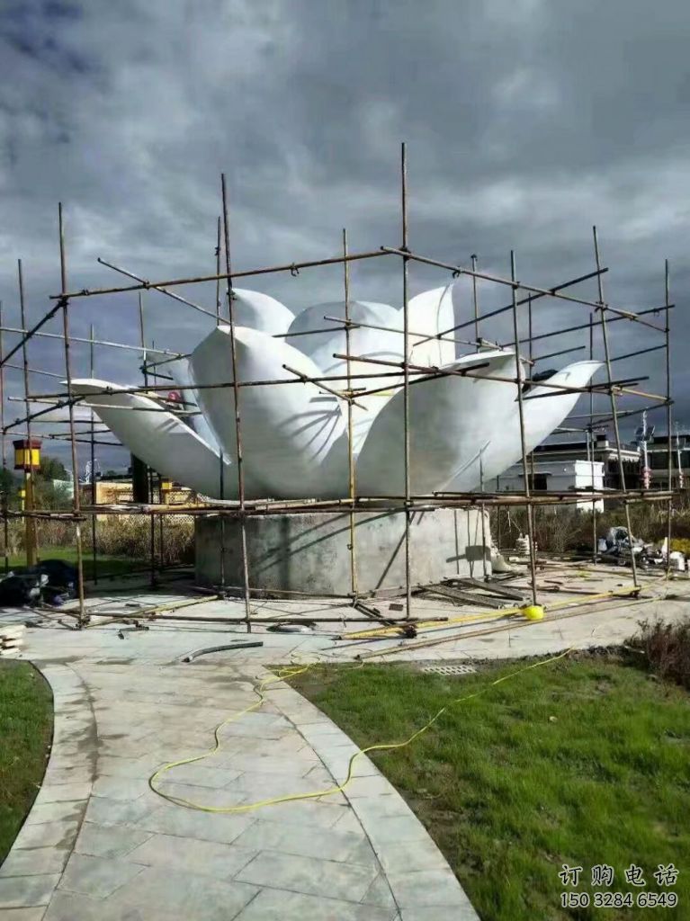 廣場蓮花雕塑廠家 抽象小品 戶外不銹鋼蓮花雕塑廠