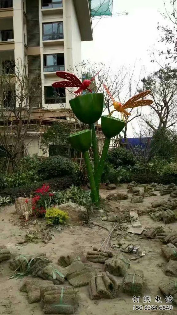 鍛造蓮藕雕塑廠家 烤漆小品 戶外不銹鋼蓮藕雕塑廠