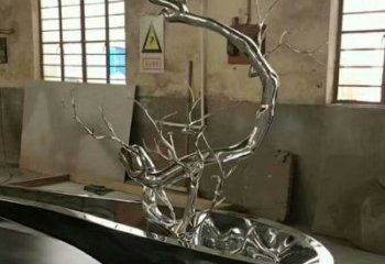 鏡面松樹雕塑廠家 大型擺件 創意不銹鋼松樹雕塑廠