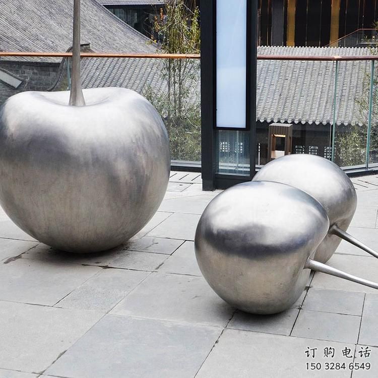 街頭櫻桃雕塑廠家 大型別墅區(qū)擺件 拉絲不銹鋼櫻桃雕塑廠