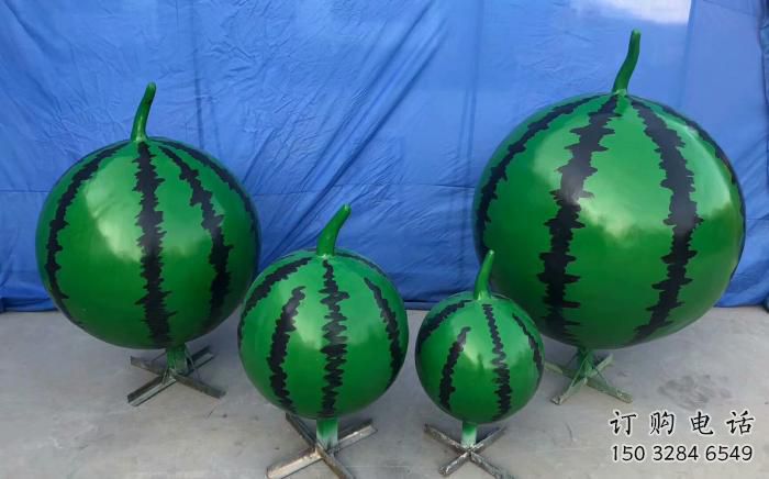 仿古西瓜雕塑廠家 草地小品 房地產不銹鋼西瓜雕塑廠
