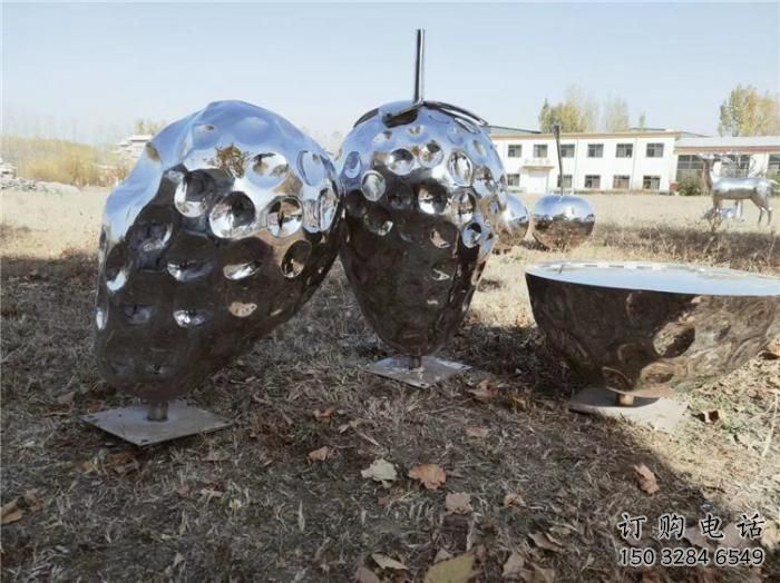 鏡面草莓雕塑廠家 大型擺件 戶外不銹鋼草莓雕塑廠