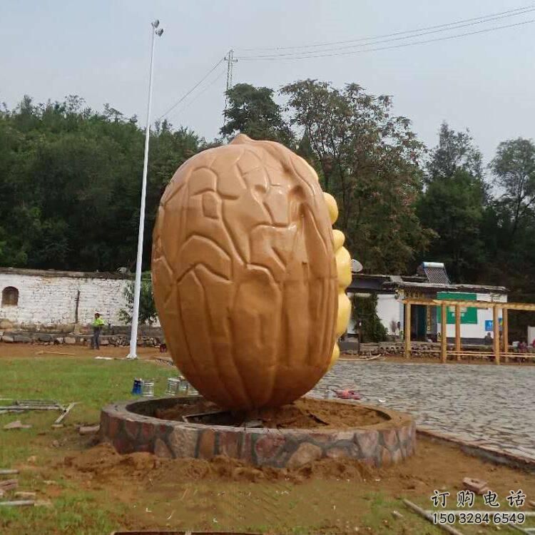 抽象核桃雕塑廠家 公園小品 戶外核桃雕塑廠