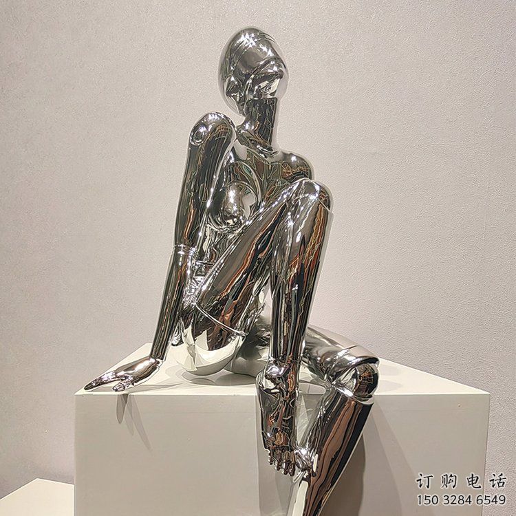 創意女子雕塑廠家 鏡面擺件小品 公園不銹鋼女子雕塑廠
