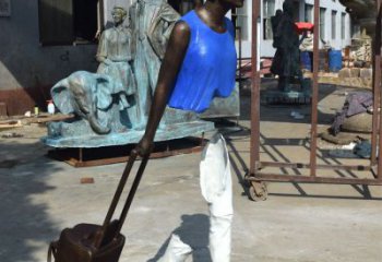 現代女性雕塑廠家 大型別墅區擺件 創意不銹鋼女性雕塑產品