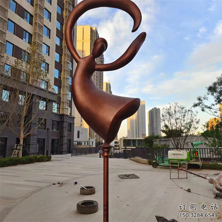 大型舞者雕塑廠家 鍛造小品  廣場不銹鋼舞者雕塑價格