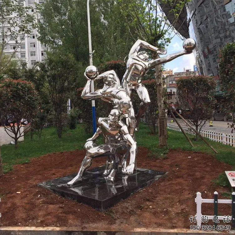 運動擊劍雕塑廠家  公園鏡面小品  大型戶外不銹鋼擊劍雕塑