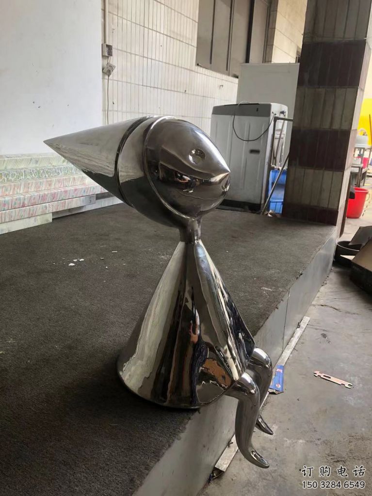 街頭卡通人雕塑廠家 大型別墅區(qū)擺件  抽象不銹鋼卡通人雕塑