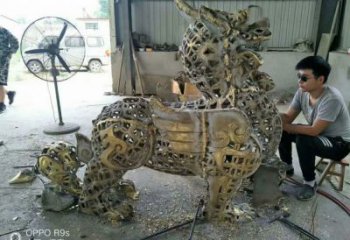 抽象貔貅雕塑廠家  公園廣場小品  現代貔貅雕塑價格