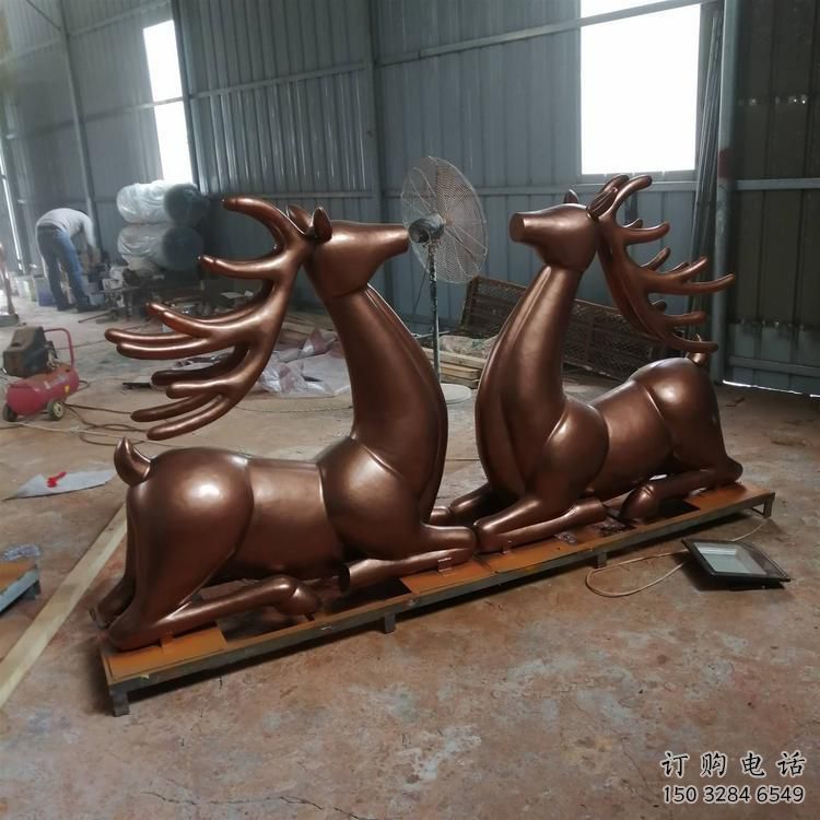 小鹿動物雕塑