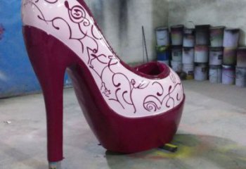 定制店門口高跟鞋雕塑 創(chuàng)意動漫雕塑 仿真擺件雕塑