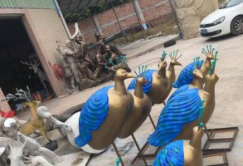 承接風景區(qū)孔雀雕塑 售樓處廣場雕塑 仿古擺件