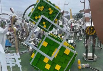 選定景觀魔方雕塑 烤漆大型小品 酒店雕塑生產商