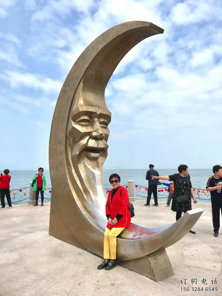 酒店月亮雕塑制造商，鍍金歐式雕塑，仿古擺件