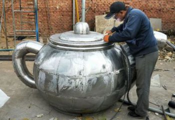 天壺雕塑廠家制作 歐式步行街懸空雕塑 大型流水雕塑