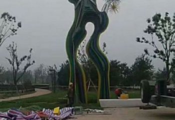 仙人掌大門雕塑