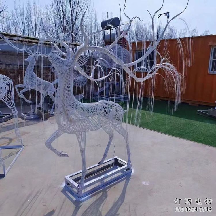 梅花鹿雕塑服務(wù)商，鏤空雕塑，燈光梅花鹿雕塑訂做