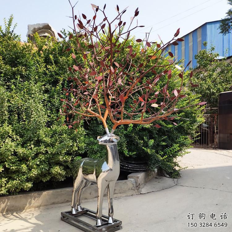 金屬梅花鹿雕塑制作，城市裝飾，鏡面梅花鹿雕塑標(biāo)準(zhǔn)