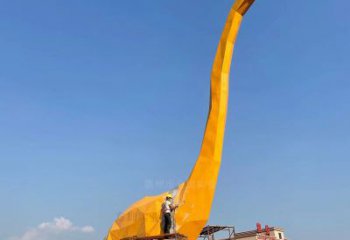 園林恐龍雕塑預(yù)定，城區(qū)小品，烤漆恐龍雕塑制造商