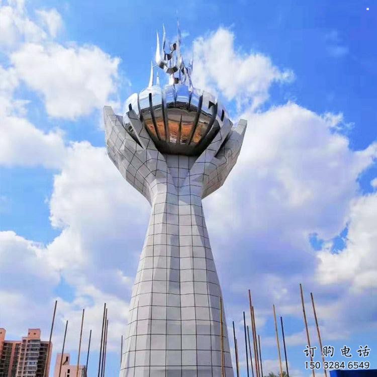 制造地球儀雕塑廠家，鋼管組合，手托地球儀雕塑制作