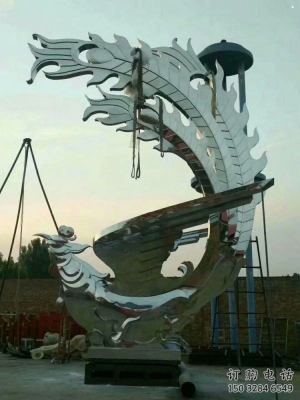 景觀鳳凰雕塑供求，美陳雕塑，藝術(shù)不銹鋼鳳凰雕塑優(yōu)選