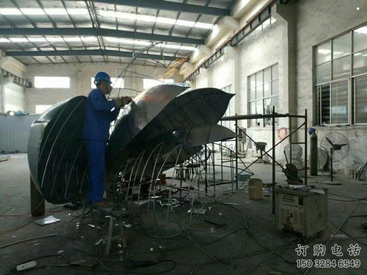 蓮花雕塑生產(chǎn)，標識雕塑，不銹鋼蓮花雕塑制作廠家