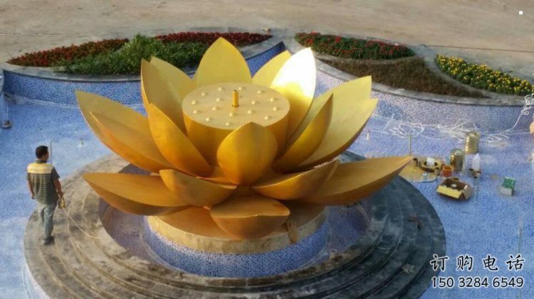 銅蓮花雕塑生產商，小區雕塑，銅蓮花雕塑制作廠家
