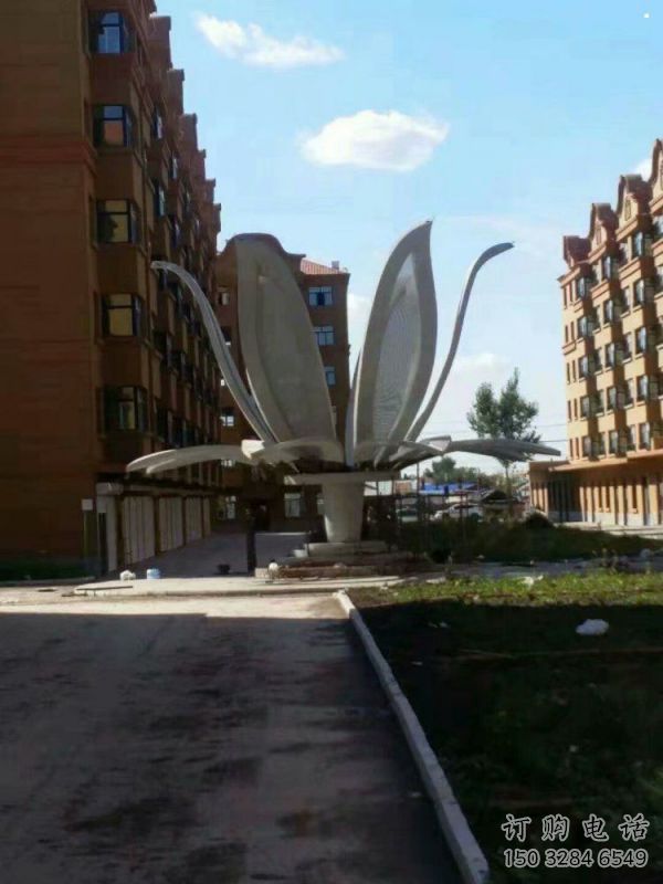 燈光花朵雕塑通用，多彩藝術(shù)，不銹鋼燈光茶花雕塑供應(yīng)