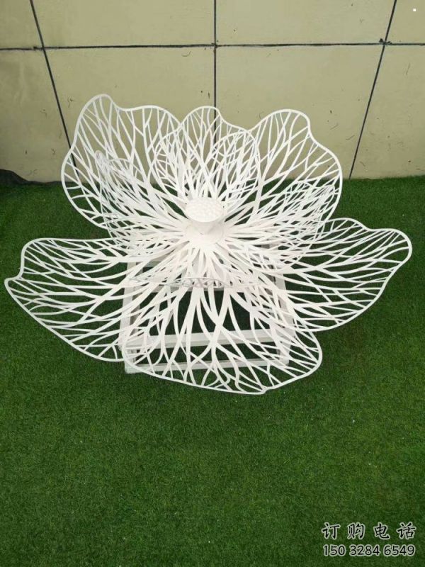 花朵雕塑服務(wù)商，街景小品，鏤空花朵雕塑廠家