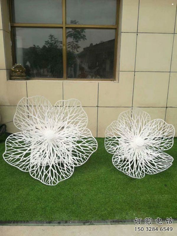 牡丹花雕塑制作廠家，景區(qū)案例，鏤空編織牡丹花雕塑