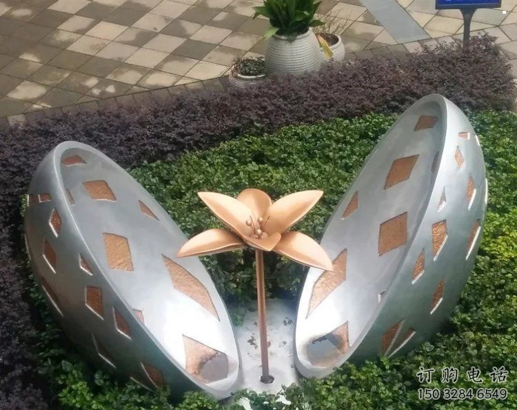 公園金銀花雕塑