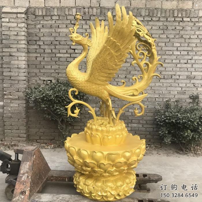 孔雀雕塑定制，村標概念，景觀銅孔雀雕塑廠家預定?