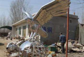 地球儀雕塑通用，城市雕塑，鏡面老鷹踩地球儀雕塑廠家