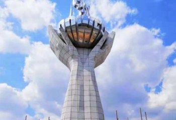 制造地球儀雕塑廠家，鋼管組合，手托地球儀雕塑制作