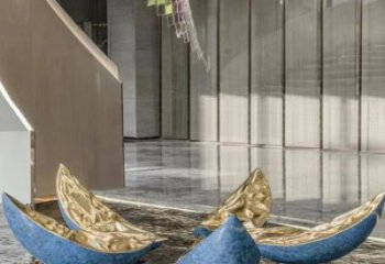 制造花瓣雕塑廠家，美陳組合，不銹鋼花瓣雕塑制作廠家