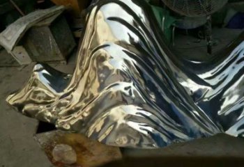 假山雕塑廠家，室外雕塑，不銹鋼假山雕塑制造商