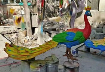 彩繪孔雀雕塑選用，多彩藝術(shù)，仿真孔雀雕塑展品?