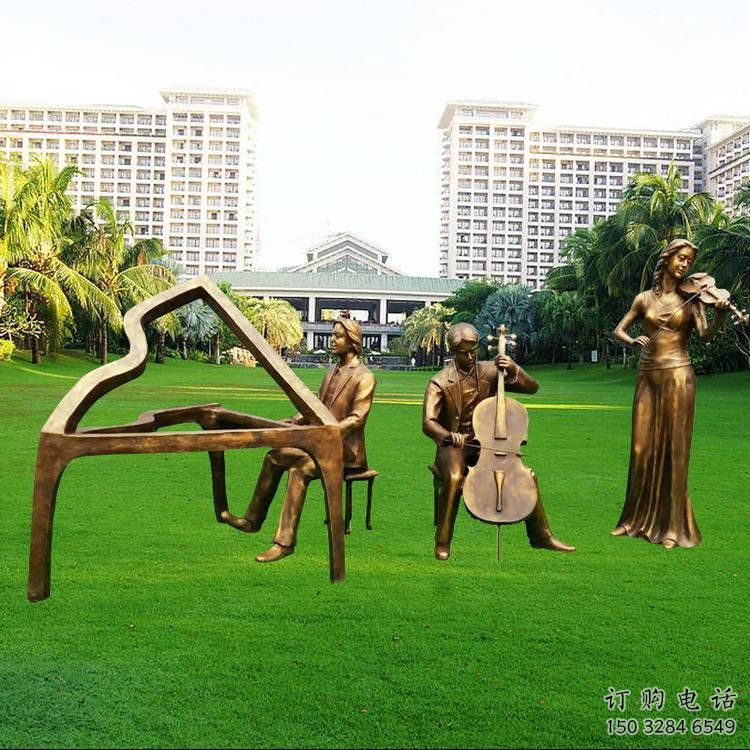 現(xiàn)代鋼琴雕塑