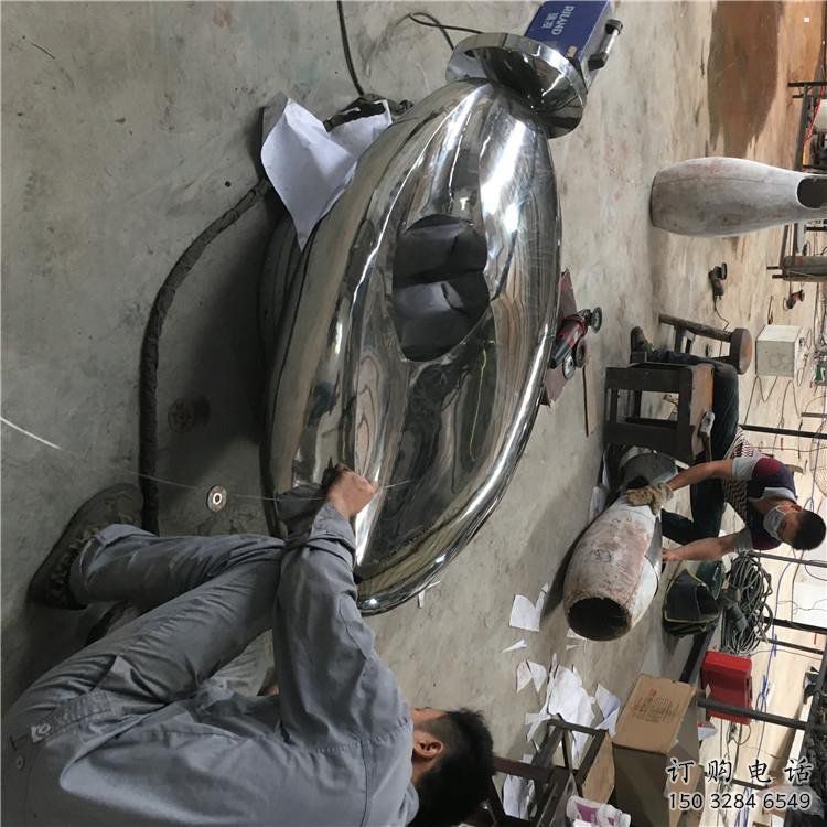 鏡面球雕塑定做，小區雕塑，不銹鋼球雕塑制造商