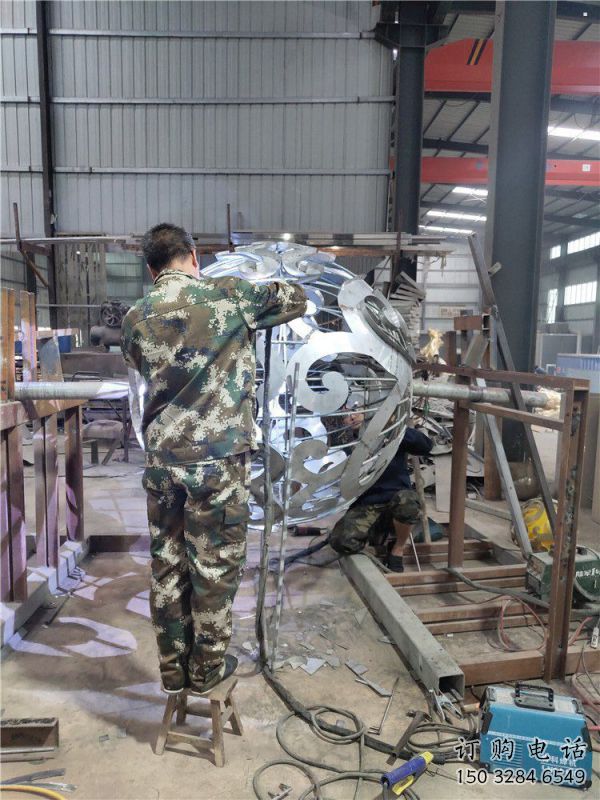 空心球雕塑提供，戶外雕塑，鏤空空心球雕塑加工廠家