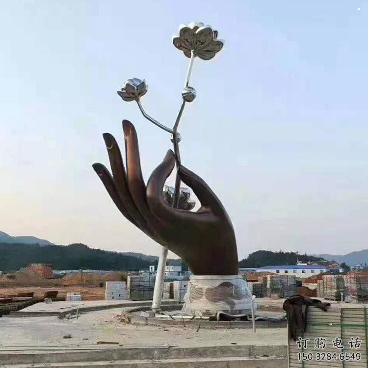 手拈花雕塑優選，城市裝飾，不銹鋼手拈花雕塑訂做