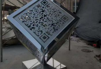 商業(yè)街立方體雕塑