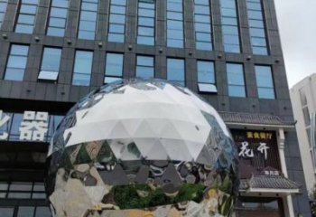 鏡面球雕塑承接，街頭藝術，不銹鋼球雕塑廠家